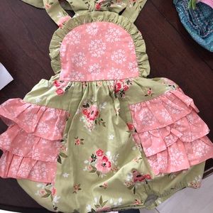 RicRac and Ruffles bubble.